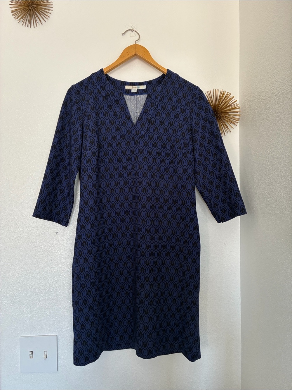 Boden Easy Notch Shift Dress with Pockets Carbon Blue
Evergreen Sz 6r